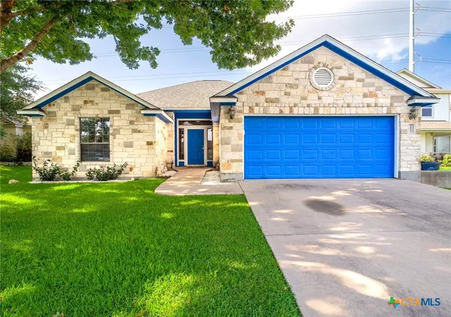 Photo 2 of Single family home for sale at 212 Cailin Ct, Burnet, TX 78611 | MLS# 621476 | Listing updated on 2026-08-03