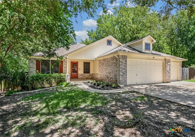 Photo 2 of Single family home for sale at 413 Patton Cvs, Bastrop, TX 78602 | MLS# 621429 | Listing updated on 2026-08-03