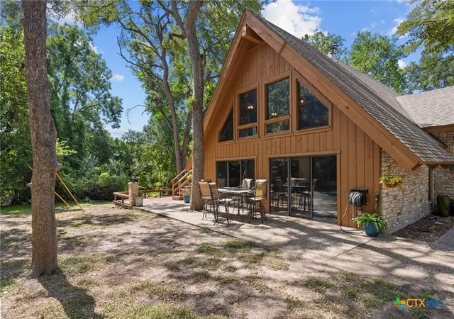 Photo 3 of Single family home for sale at 2421 Marlandwood Rd, Temple, TX 76502 | MLS# 621490 | Listing updated on 2026-09-25