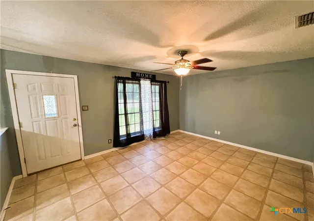 Photo 3 of Single family home for sale at 1505 E Polk Ave, Victoria, TX 77901 | MLS# 621379 | Listing updated on 2026-08-11