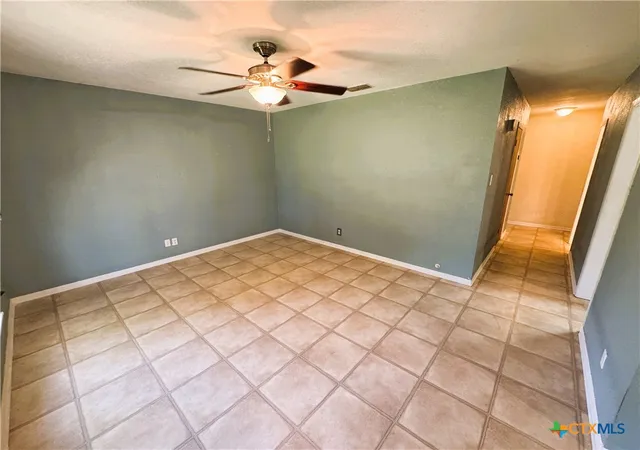 Photo 4 of Single family home for sale at 1505 E Polk Ave, Victoria, TX 77901 | MLS# 621379 | Listing updated on 2026-08-11
