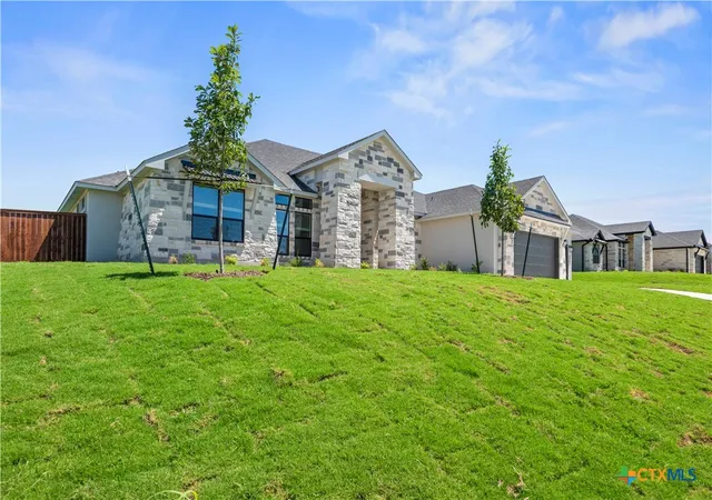 Photo 2 of Single family home for sale at 3061 Bella Vita Dr, Nolanville, TX 76559 | MLS# 621440 | Listing updated on 2026-09-09