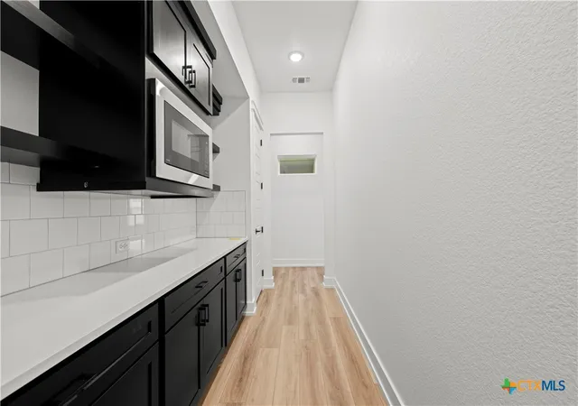 Photo 3 of Single family home for sale at 3061 Bella Vita Dr, Nolanville, TX 76559 | MLS# 621440 | Listing updated on 2026-10-06
