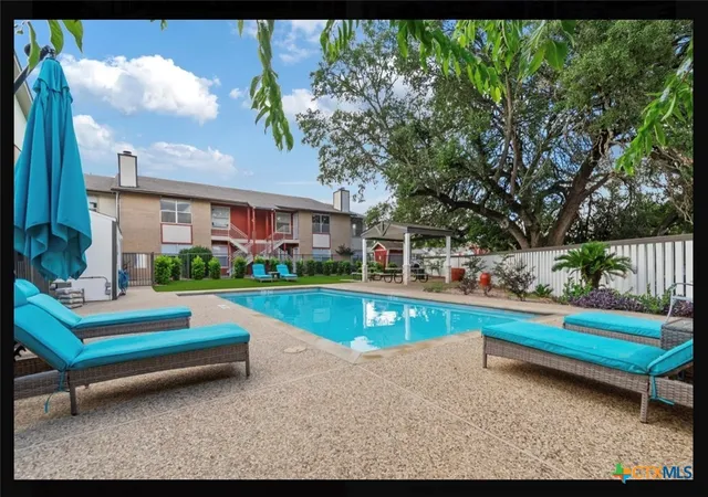 Condo for sale at 205 Craddock Ave, San Marcos, TX 78666 | MLS# 621540