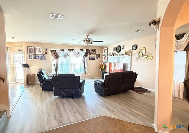Photo 4 of Single family home for sale at 4904 Green Meadow St, Killeen, TX 76549 | MLS# 621455 | Listing updated on 2026-09-06