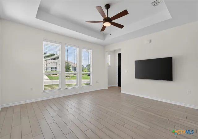 Listing Photo 5 - Condo for sale in building located at 121 Charming Redbud Ln, San Marcos, TX 78666