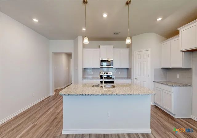 Photo 4 of Sale Pending at 1900 Caponier St, Nolanville, TX 76559 | MLS# 621573 | Listing updated on 2026-08-25