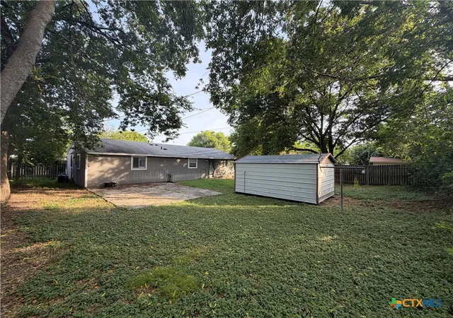 Photo 2 of Single family home for sale at 1012 San Antonio St, Killeen, TX 76541 | MLS# 621387 | Listing updated on 2026-08-30