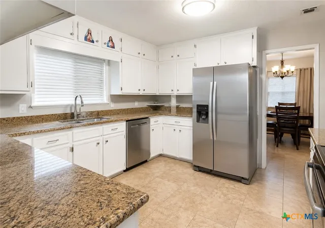 Photo 2 of Single family home for sale at 1801 N Main St, Victoria, TX 77901 | MLS# 621582 | Listing updated on 2026-09-14