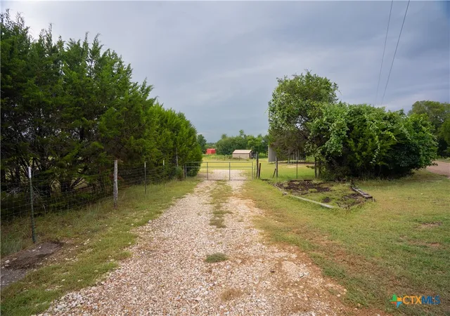 Photo 2 of Sale Pending at 123 Hard Bargain Dr, Gatesville, TX 76528 | MLS# 621593 | Listing updated on 2026-09-01