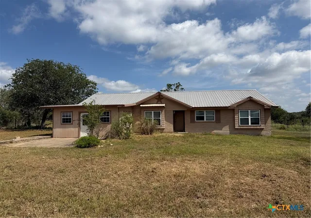 Photo 1 of Single family home for sale at 706 Thomaston River Rd, Cuero, TX 77954 | MLS# 621438 | Listing updated on 2026-09-14