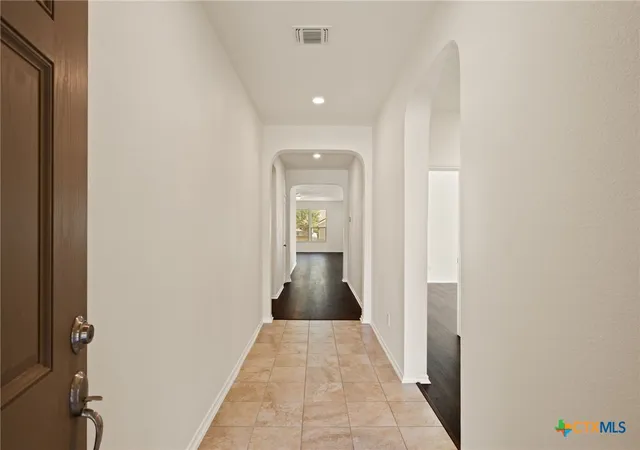 Photo 3 of Single family home for sale at 509 Sheepshank Dr, Georgetown, TX 78633 | MLS# 621624 | Listing updated on 2026-09-14