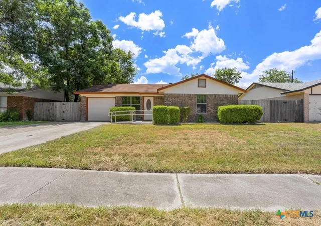 Photo 2 of Sale Pending at 1804 Leisha Dr, Killeen, TX 76549 | MLS# 621598 | Listing updated on 2026-09-05