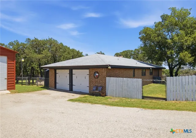 Photo 3 of Single family home for sale at 7936 Fm 2657, Kempner, TX 76539 | MLS# 621665 | Listing updated on 2026-08-05