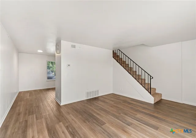 Photo 4 of Townhouse for sale at 218 E Victory Ave, Temple, TX 76501 | MLS# 621493 | Listing updated on 2026-08-05