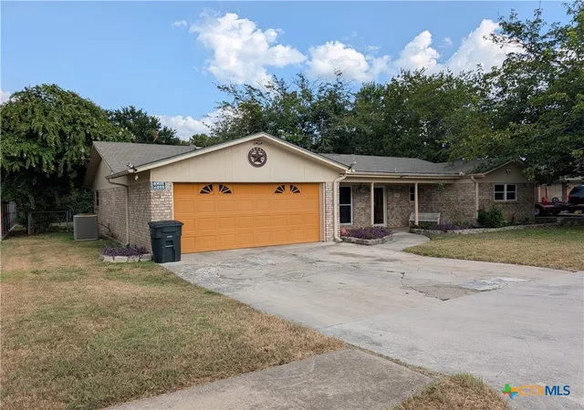 Photo 2 of Single family home for sale at 1908 Bundrant Dr, Killeen, TX 76543 | MLS# 621537 | Listing updated on 2026-08-31