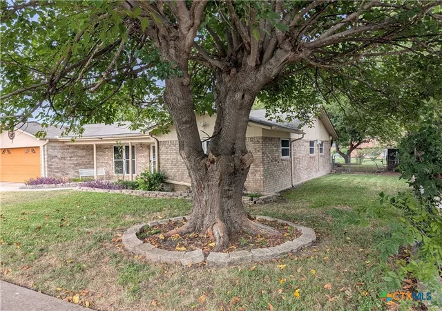 Photo 3 of Single family home for sale at 1908 Bundrant Dr, Killeen, TX 76543 | MLS# 621537 | Listing updated on 2026-08-31