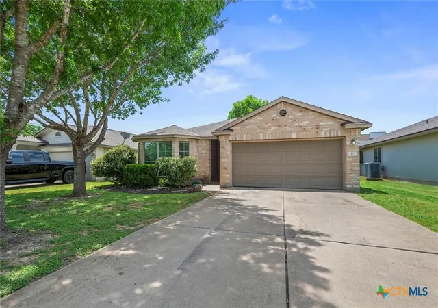 Photo 2 of Single family home for sale at 303 Liberty St, Hutto, TX 78634 | MLS# 621566 | Listing updated on 2026-08-05
