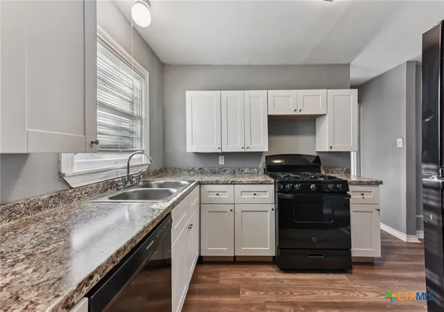 Photo 2 of Single family home for sale at 1102 Jackson St, Killeen, TX 76541 | MLS# 621698 | Listing updated on 2026-08-20