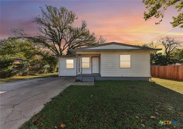 Photo 4 of Single family home for sale at 1102 Jackson St, Killeen, TX 76541 | MLS# 621698 | Listing updated on 2026-08-20