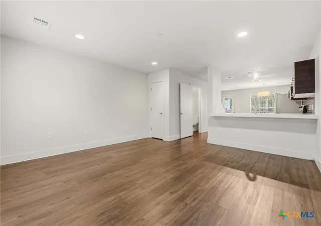 Photo 4 of Condo for sale at 1101 Grove Blvd #708, Austin, TX 78741 | MLS# 621726 | Listing updated on 2026-08-10