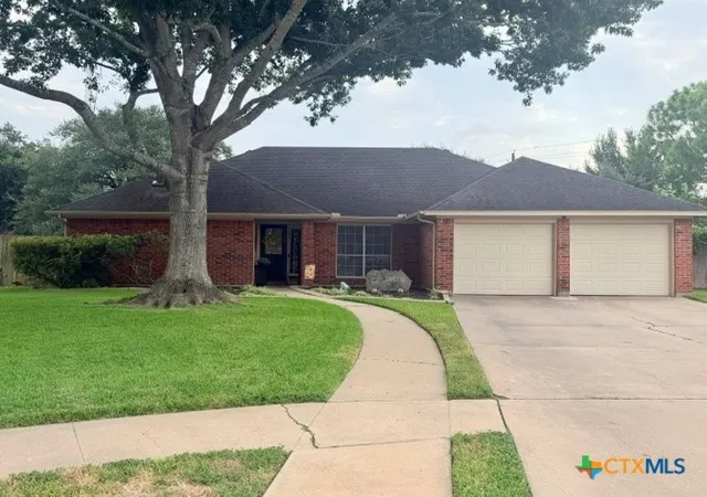 Photo 1 of Single family home for sale at 104 Hamlet Ct, Victoria, TX 77901 | MLS# 620881 | Listing updated on 2026-08-25