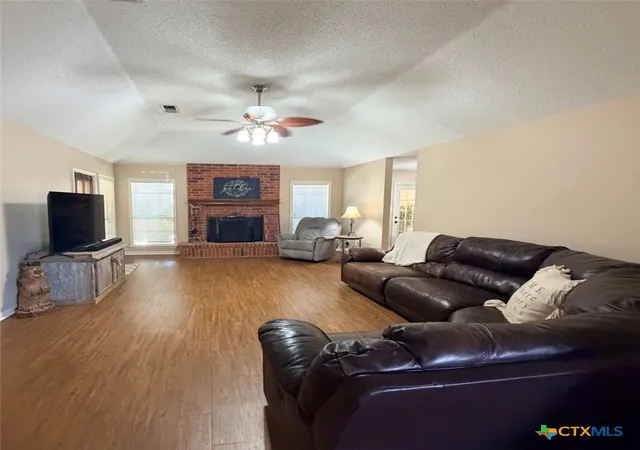 Photo 3 of Single family home for sale at 104 Hamlet Ct, Victoria, TX 77901 | MLS# 620881 | Listing updated on 2026-08-25