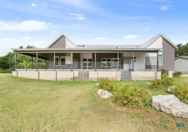 Photo 3 of House for sale at 100 S Dewberry Crk Trl, Hutto, TX 78634 | MLS# 621405 | Listing updated on 2026-08-05