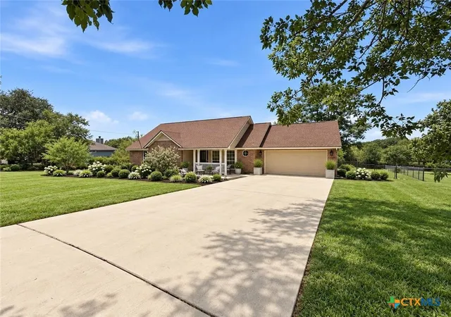 Photo 3 of Single family home for sale at 125 Barton Rd, San Marcos, TX 78666 | MLS# 621757 | Listing updated on 2026-09-14