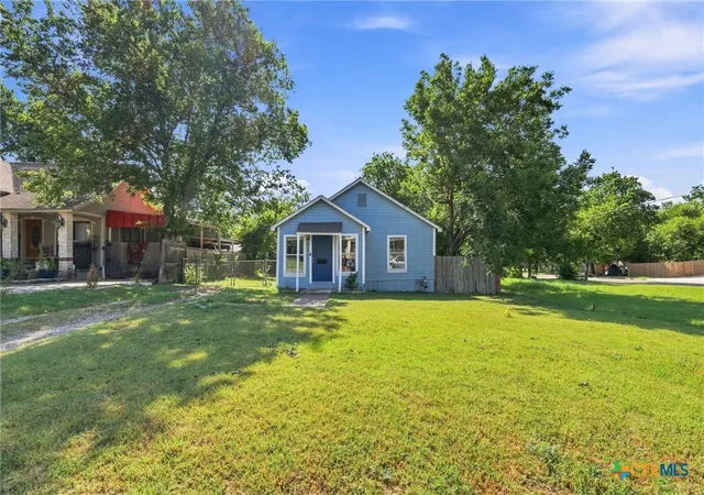 Photo 2 of Single family home for sale at 915 S 2nd Street, Temple, TX 76504 | MLS# 621683 | Listing updated on 2026-09-19
