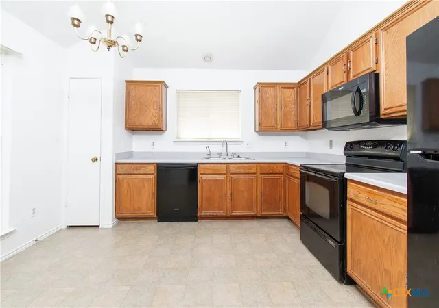 Photo 4 of Single family home for sale at 2406 Cactus Dr, Killeen, TX 76549 | MLS# 621584 | Listing updated on 2026-08-26