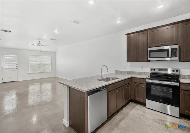 Photo 4 of Single family home for sale at 6905 Fread Dr, Killeen, TX 76549 | MLS# 621819 | Listing updated on 2026-08-10