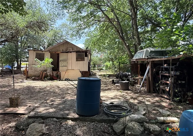 Photo 3 of Single family home for sale at 1414 Main St, Blanco, TX 78606 | MLS# 621626 | Listing updated on 2026-08-06