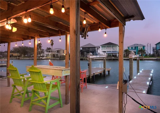 Photo 1 of Single family home for sale at 121 Ridge Harbor Dr, Rockport, TX 78382 | MLS# 621818 | Listing updated on 2026-08-21