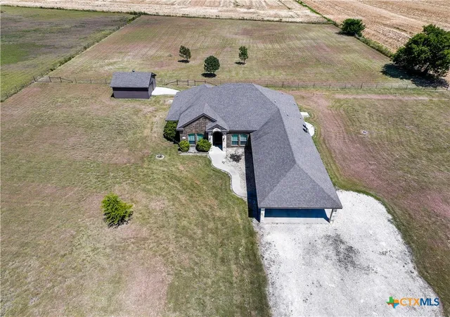 Photo 3 of Single family home for sale at 10559 Hartrick Blf Rd, Temple, TX 76502 | MLS# 621296 | Listing updated on 2026-09-30