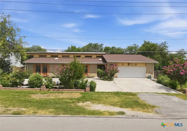 Photo 3 of Single family home for sale at 10914 Link Dr, San Antonio, TX 78213 | MLS# 619474 | Listing updated on 2026-08-29