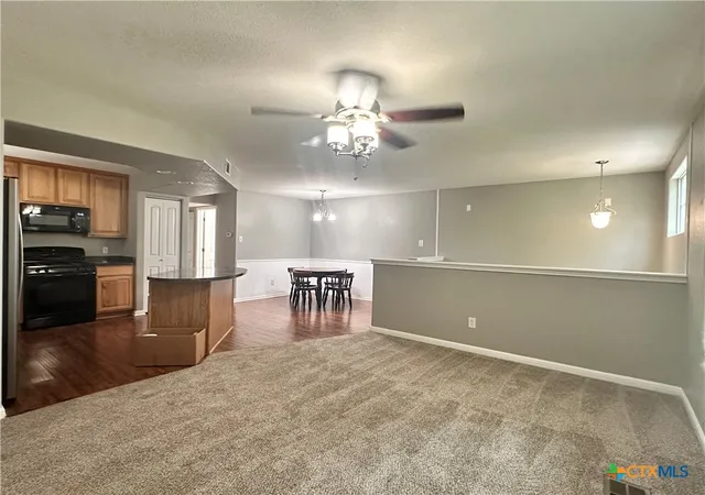 Listing Photo 5 - Condo for sale in building located at 129 Rush Hvn, San Marcos, TX 78666 - Unit #E043