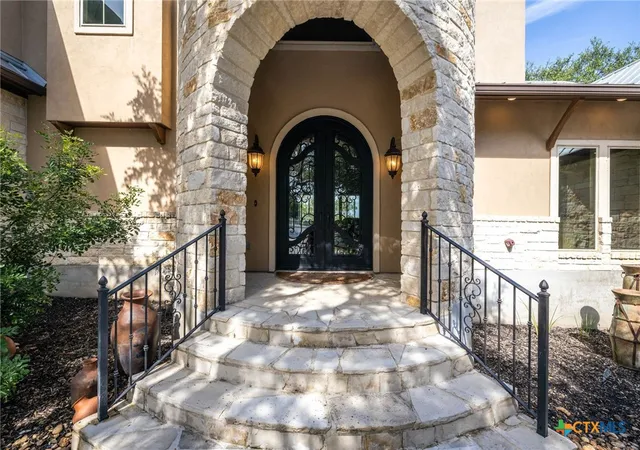 Photo 3 of Mansion for sale at 1185 Gruene Rd, New Braunfels, TX 78130 | MLS# 621886 | Listing updated on 2026-08-07