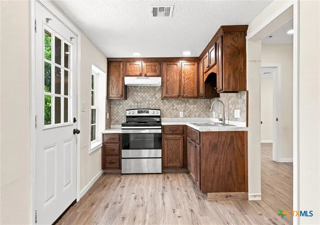 Photo 4 of Single family home for sale at 1126 W 7th Street, Mc Gregor, TX 76657 | MLS# 621903 | Listing updated on 2026-08-31