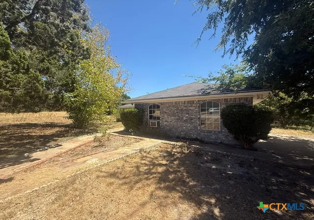 Photo 3 of Single family home for sale at 822 Wedgewood Dr, Copperas Cove, TX 76522 | MLS# 621907 | Listing updated on 2026-09-04