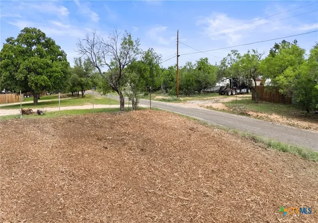 Photo 4 of Land for sale at 336 E Stonecastle Dr, Granite Shoals, TX 78654 | MLS# 621935 | Listing updated on 2026-08-07