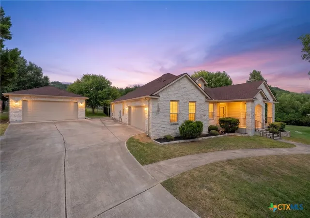 Photo 1 of Single family home for sale at 2018 Blue Heron Ln, Harker Heights, TX 76548 | MLS# 621724 | Listing updated on 2026-09-16