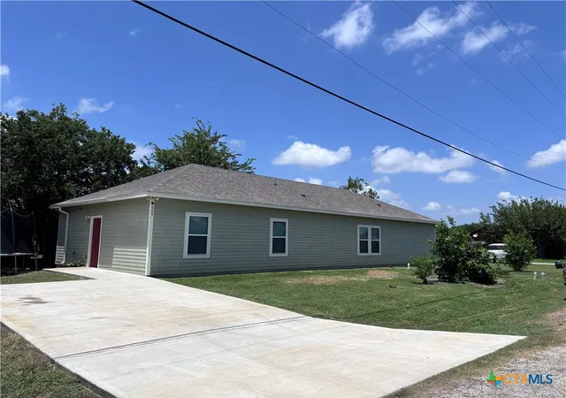 Photo 2 of Single family home for sale at 668 Commerce St, Bloomington, TX 77951 | MLS# 621879 | Listing updated on 2026-09-12