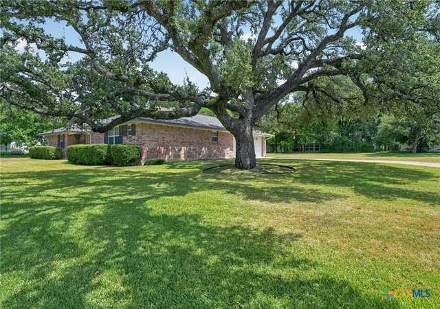 Photo 3 of Single family home for sale at 501 E 24th Avenue, Belton, TX 76513 | MLS# 621507 | Listing updated on 2026-08-07