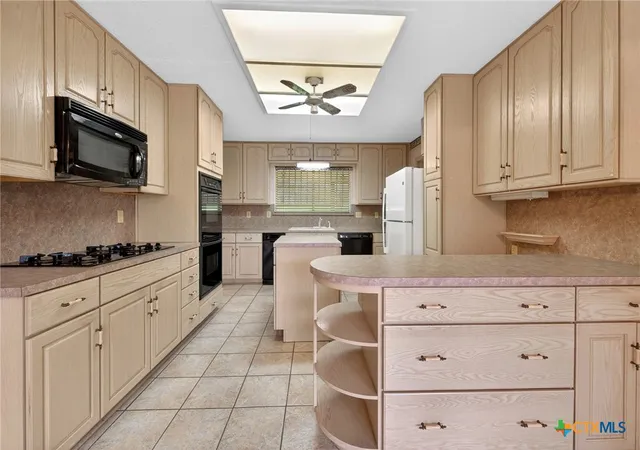 Photo 1 of Single family home for sale at 605 E Mary Jane Dr, Killeen, TX 76541 | MLS# 621687 | Listing updated on 2026-09-03