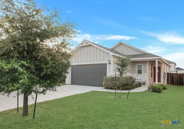 Photo 1 of Single family home for sale at 433 Stone Water Ln, Jarrell, TX 76537 | MLS# 621958 | Listing updated on 2026-08-07