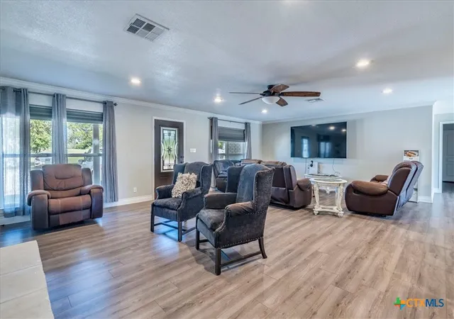 Photo 3 of Single family home for sale at 5732 Little Flock Rd, Temple, TX 76501 | MLS# 621357 | Listing updated on 2026-08-07