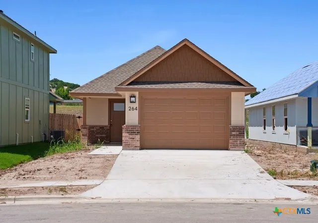Photo 2 of Single family home for sale at 264 Monty Rd, Copperas Cove, TX 76522 | MLS# 621949 | Listing updated on 2026-08-10