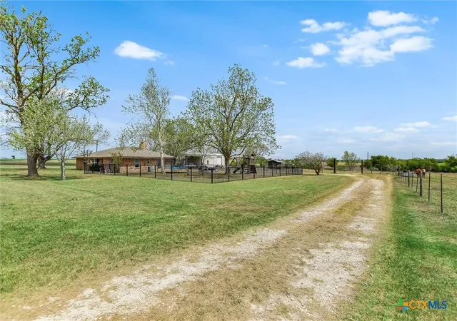 Photo 3 of Single family home for sale at 1601 County Rd 463 (and Cr 465), Elgin, TX 78621 | MLS# 621961 | Listing updated on 2026-08-07