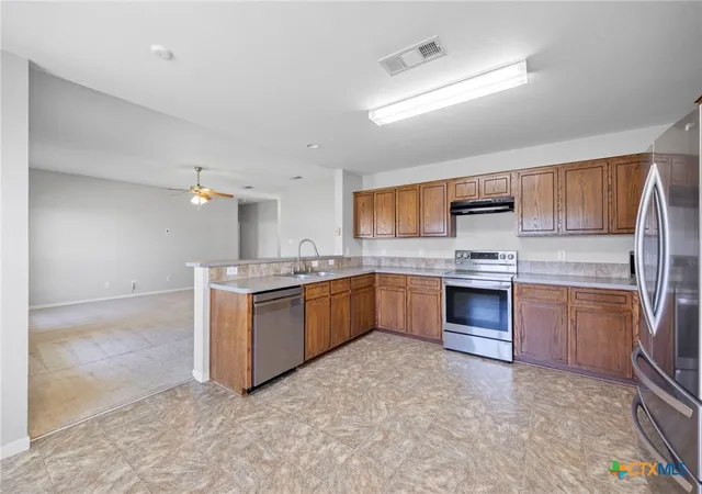 Photo 3 of Single family home for sale at 2607 Tarrant County Dr, Killeen, TX 76549 | MLS# 616054 | Listing updated on 2026-08-10